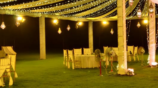 Guru lights Tent and caterers